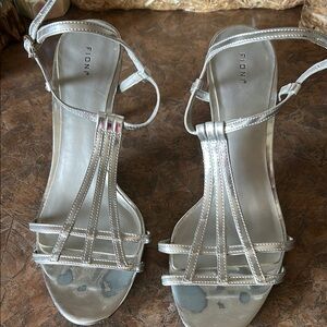 FIONI Clothing Silver Strappy Women's Dress Sandals